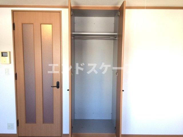 響ガーデンレジデンスの収納|クローゼット
高崎、前橋のお部屋探しはエンドスケープまで！お客様の理想お聞かせ下さい♪