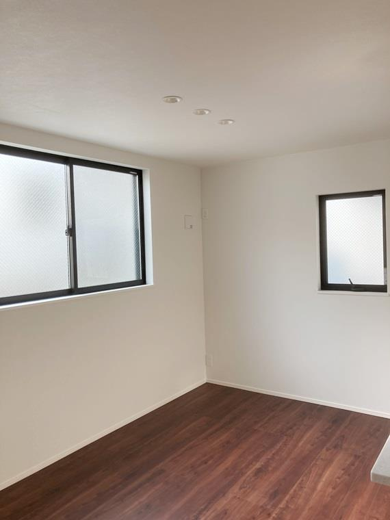 上野毛戸建の寝室|落ち着いて過ごせるお部屋なので、寝室にいかがでしょうか
