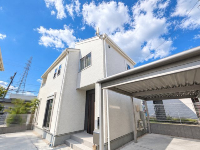 小牧市大字小牧原新田　中古戸建