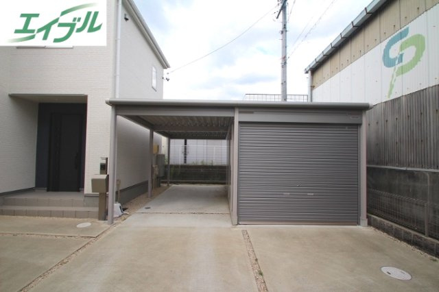 小牧市大字小牧原新田　中古戸建のその他|ガレージ+カーポート付きです！