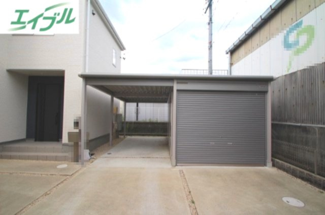 小牧市大字小牧原新田　中古戸建のその他|ガレージ+カーポート付きです！