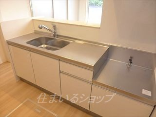パール有安　Ｆ棟のキッチン|人気の対面キッチン