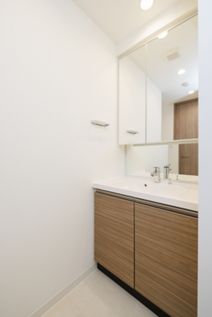 Ａｖｖｏｌｔｏ　Ｆｅｌｉｃｅ　蒲田Ｓｏｕｔｈの洗面所|※写真は同タイプ住戸です。