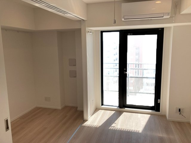 イプセ四谷の居間・リビング|※写真は同タイプ住戸です。