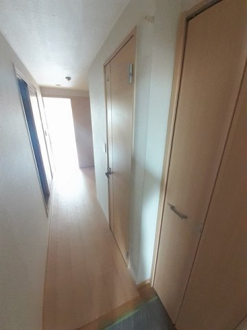 フラン・ヴェルジェの玄関|収納もある玄関です