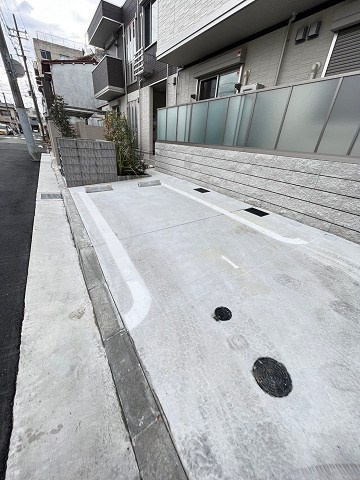 ピア・プランドールⅣの駐車場