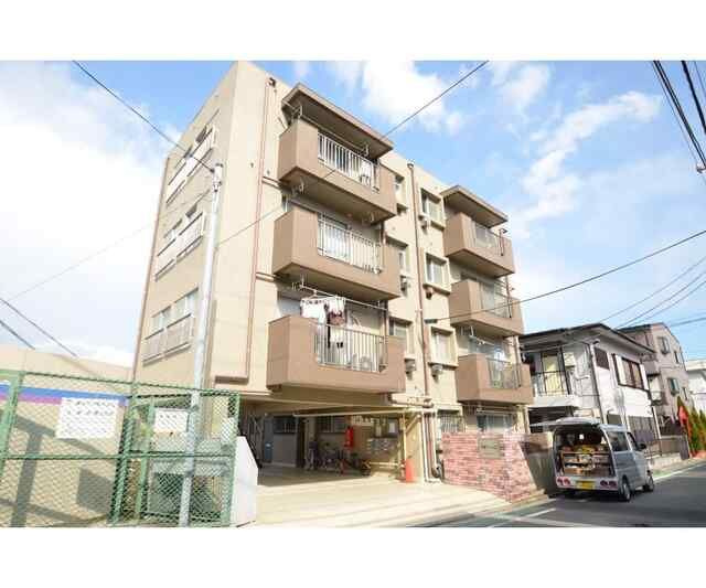 月岡マンションの外観
