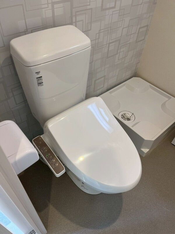金町BASE（ベース）のトイレ