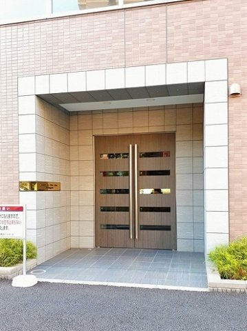 メゾン　ド　シュシュ　西巣鴨のエントランス|毎日通るエントランスはこのようになっています