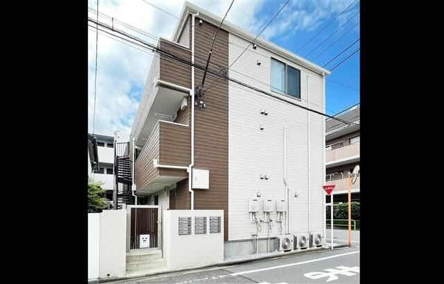 アイコート氷川台の外観