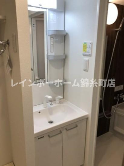 クレヴィスタ押上の独立洗面台