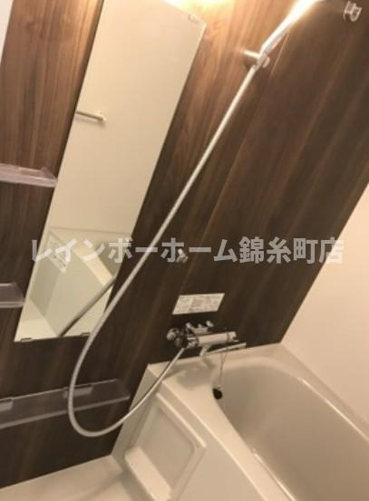 クレヴィスタ押上の浴室