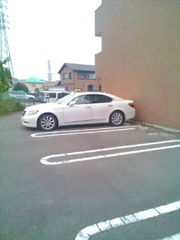 アルカンシェルの駐車場|駐車場に車を止められます