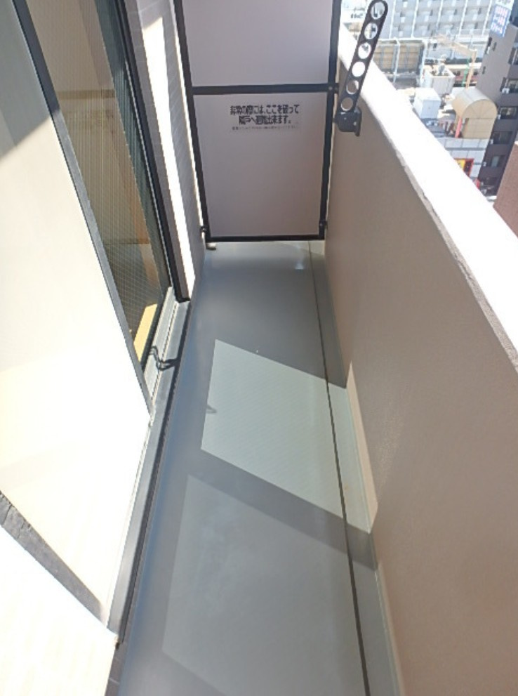 渋谷区笹塚２丁目の賃貸マンションのバルコニー