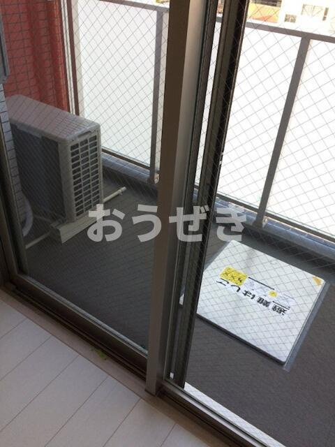 メインステージ横濱黄金町のバルコニー