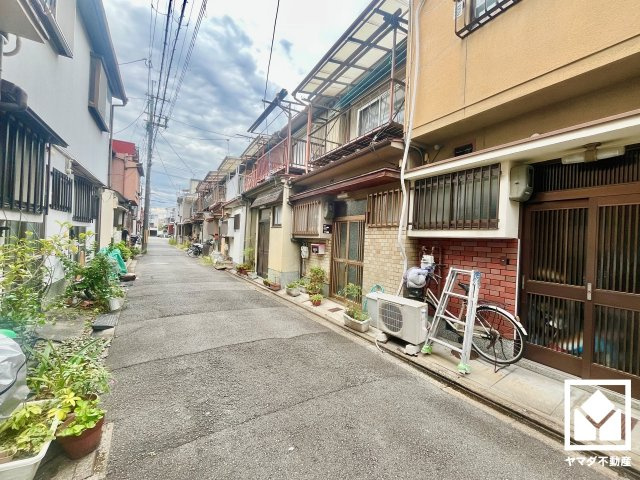 伏見区景勝町の前面道路含む現地写真
