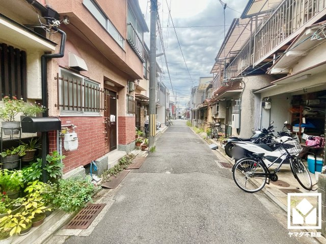 伏見区景勝町の前面道路含む現地写真