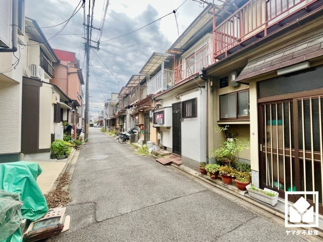 伏見区景勝町の前面道路含む現地写真