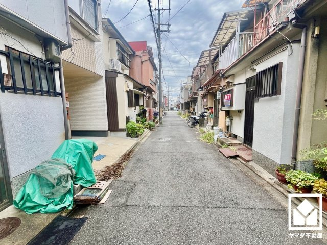 伏見区景勝町の前面道路含む現地写真
