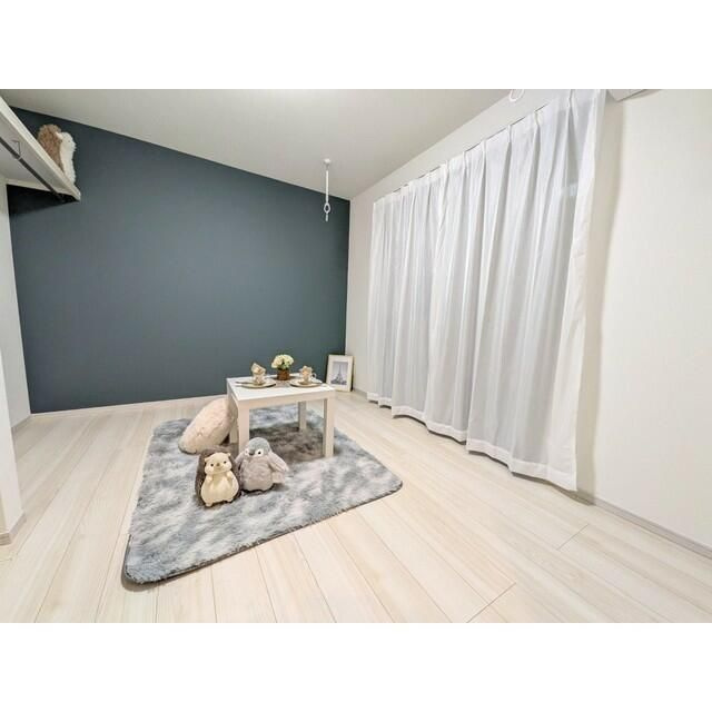 春の陽のアリアの寝室