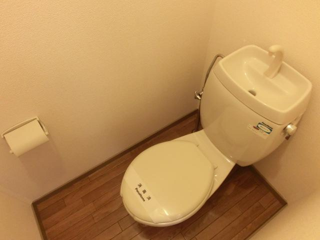 リモージュ青江のトイレ|清潔感のあるトイレです