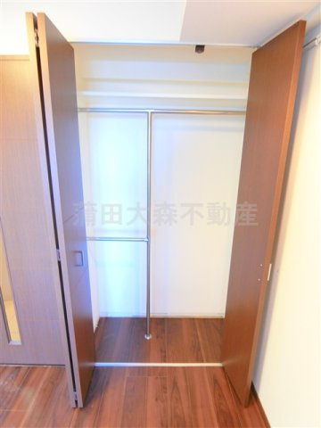 クロスレジデンス蒲田の収納|収納　クローゼット①