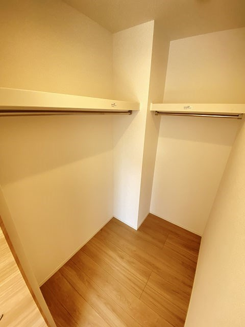 尼崎市西難波町２丁目のアパートの収納