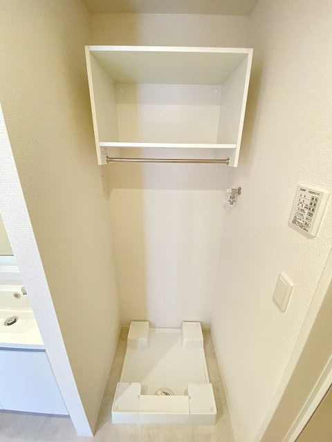 尼崎市西難波町２丁目のアパートの収納