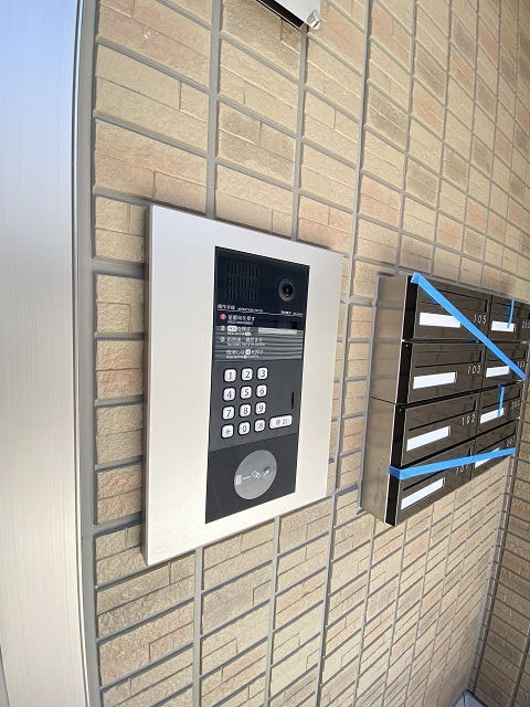 尼崎市西難波町２丁目のアパートのセキュリティ