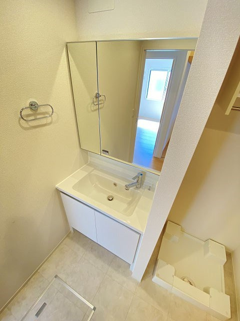 尼崎市西難波町２丁目のアパートの洗面所