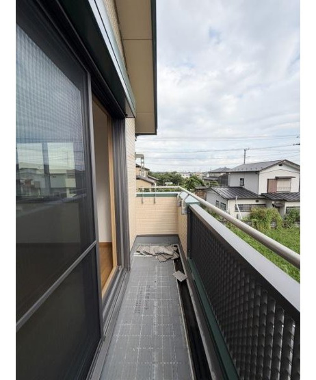 【バルコニー】 | 藤沢市宮原　中古戸建 | お洗濯にも便利なバルコニー付き