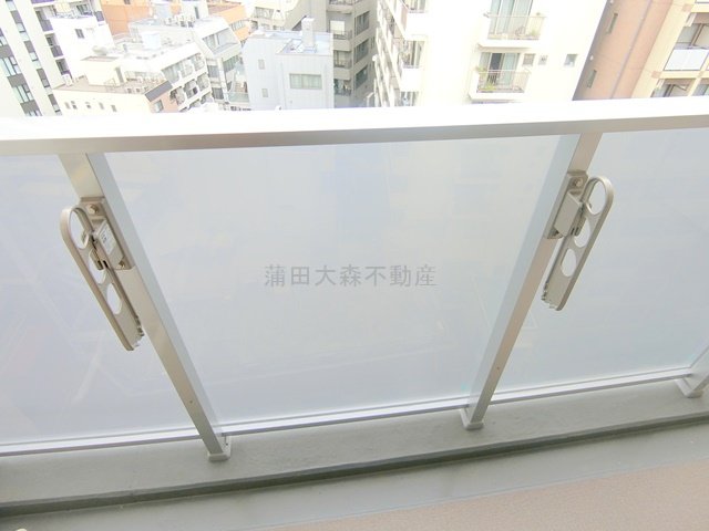 デュオフラッツ大森Eastのバルコニー|物干し金具