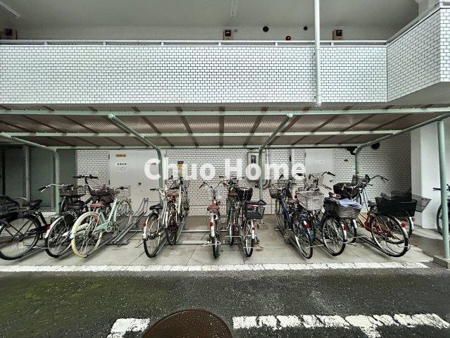 グリーンパーク第17綾瀬の駐輪場|【自転車置き場】最新の空き状況や費用などの詳細は担当スタッフまでお問い合わせください。