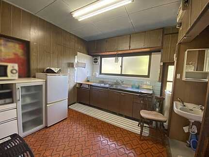 廿日市市大野鳴川中古戸建のキッチン|キッチンです