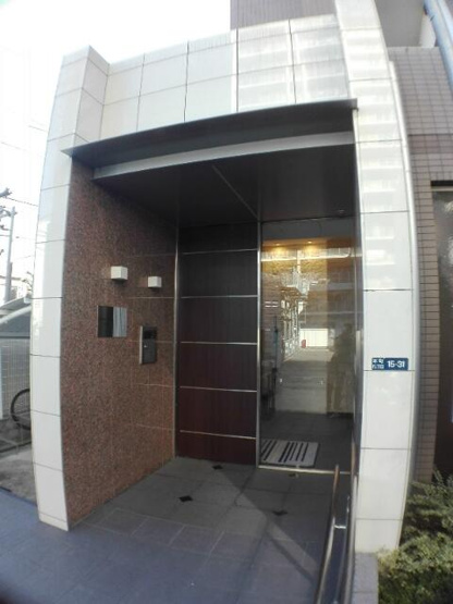 【エントランス】