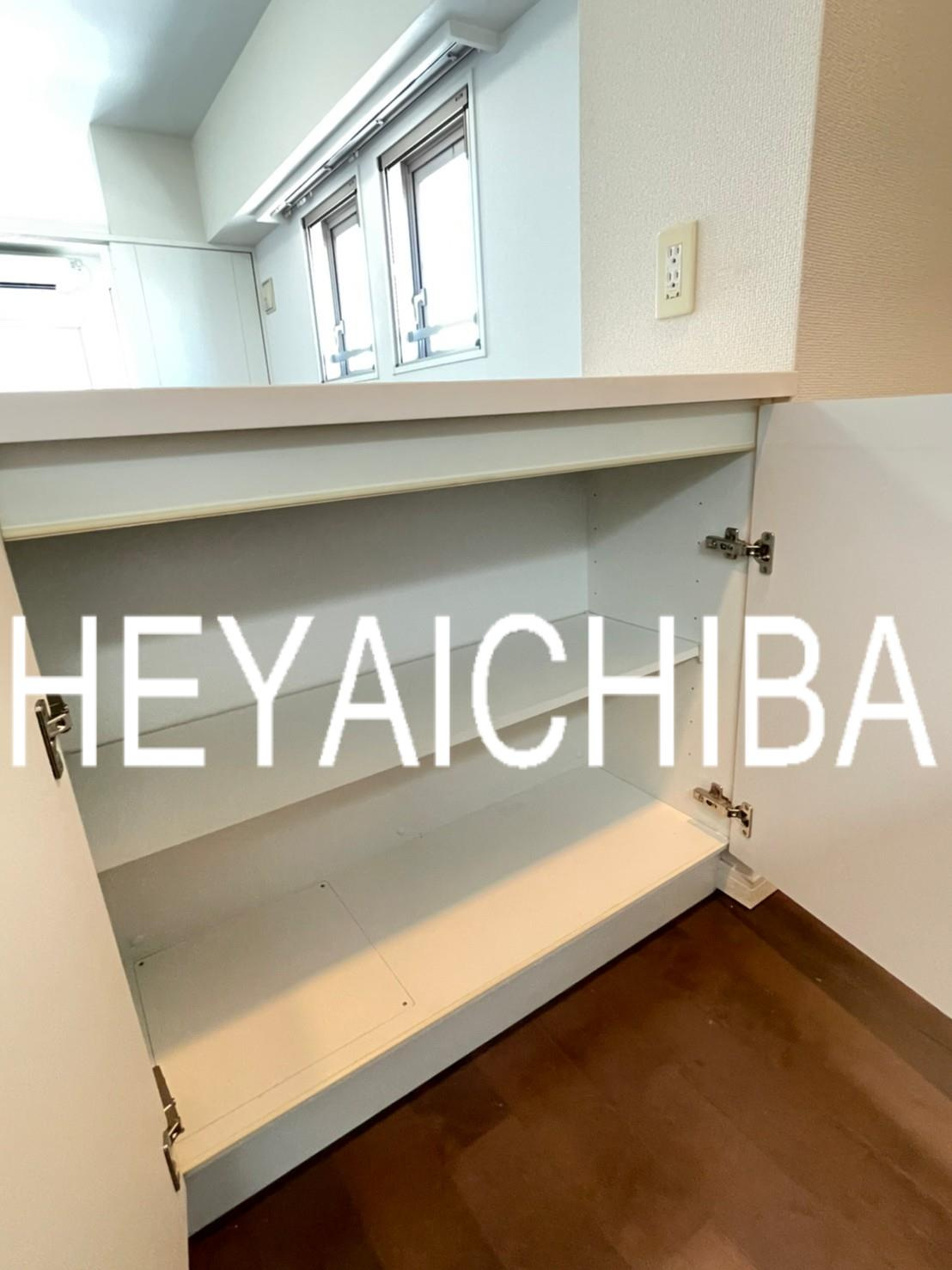 ステージファースト新御徒町のキッチン|カウンター収納