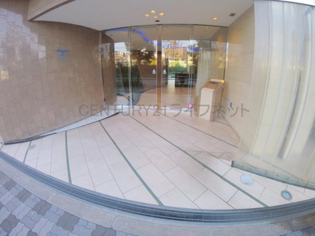 【エントランス】 | セレニテ新大阪2番館