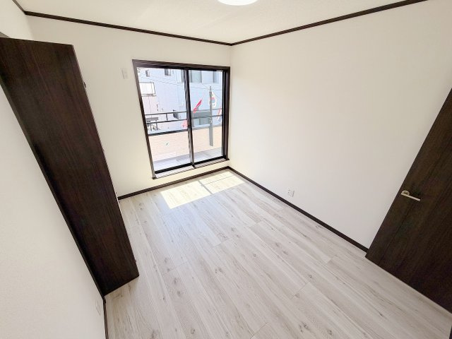 春日部市中央3丁目第6期の洋室|２階洋室6帖！