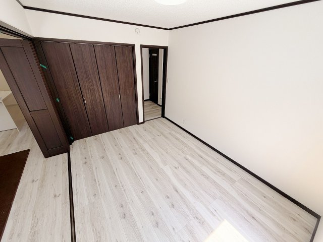 春日部市中央3丁目第6期の洋室|来客の時は洋室を使って広々！