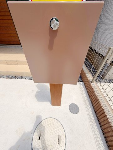春日部市粕壁東4丁目　全4棟　D号棟のその他|ブラウンのポストが可愛い♪