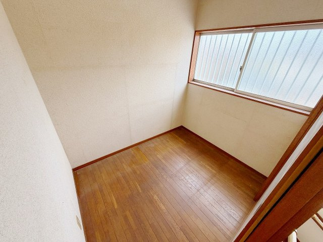 杉戸町大字木野川の収納|2.5帖の広い納戸！大きな荷物も収納できます！