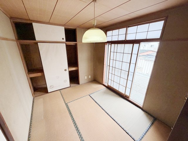 久喜市栗橋中央1丁目の和室|2階6帖の和室！