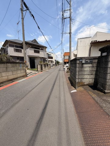 久喜市栗橋中央1丁目の前面道路含む現地写真|前面道路！交通量も少なく駐車も落ち着いてできます！
