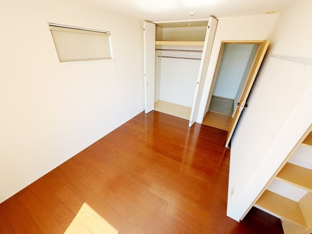 羽生市西一丁目の洋室|全居室収納あり！収納には困りません！