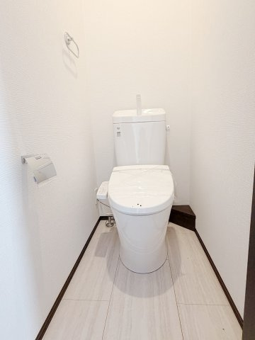 久喜市上町のトイレ|トイレには快適な温水洗浄便座付き！