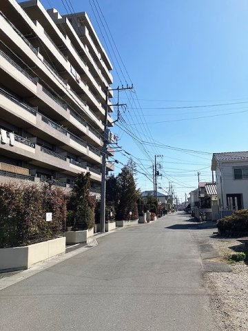 日神パレステージ武里のその他|前面道路も広く安心！