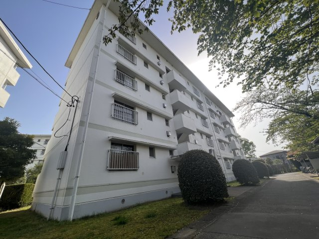 杉戸内田団地9号棟の外観
