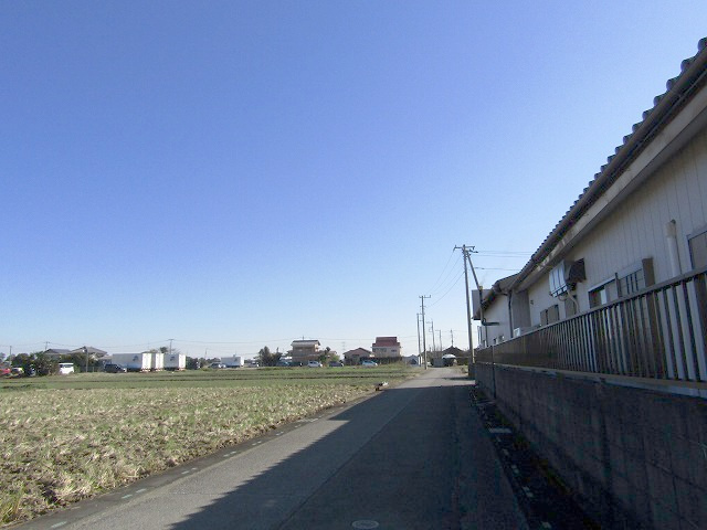 加須市牛重の前面道路含む現地写真