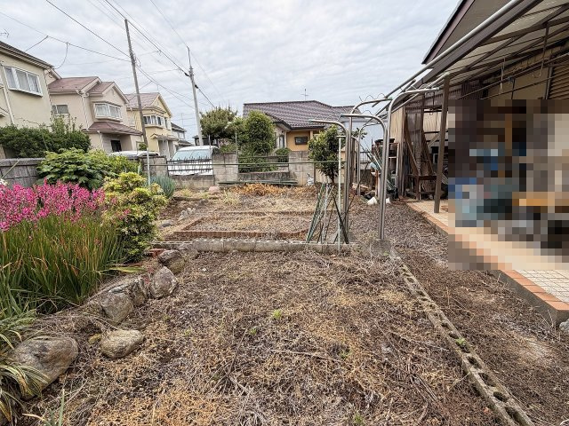 加須市久下2丁目の外観|お庭も整備して活用できます！
