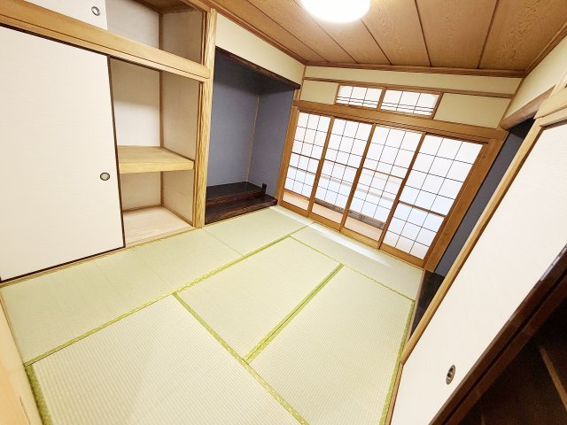加須市鴻茎の和室|6帖の和室！